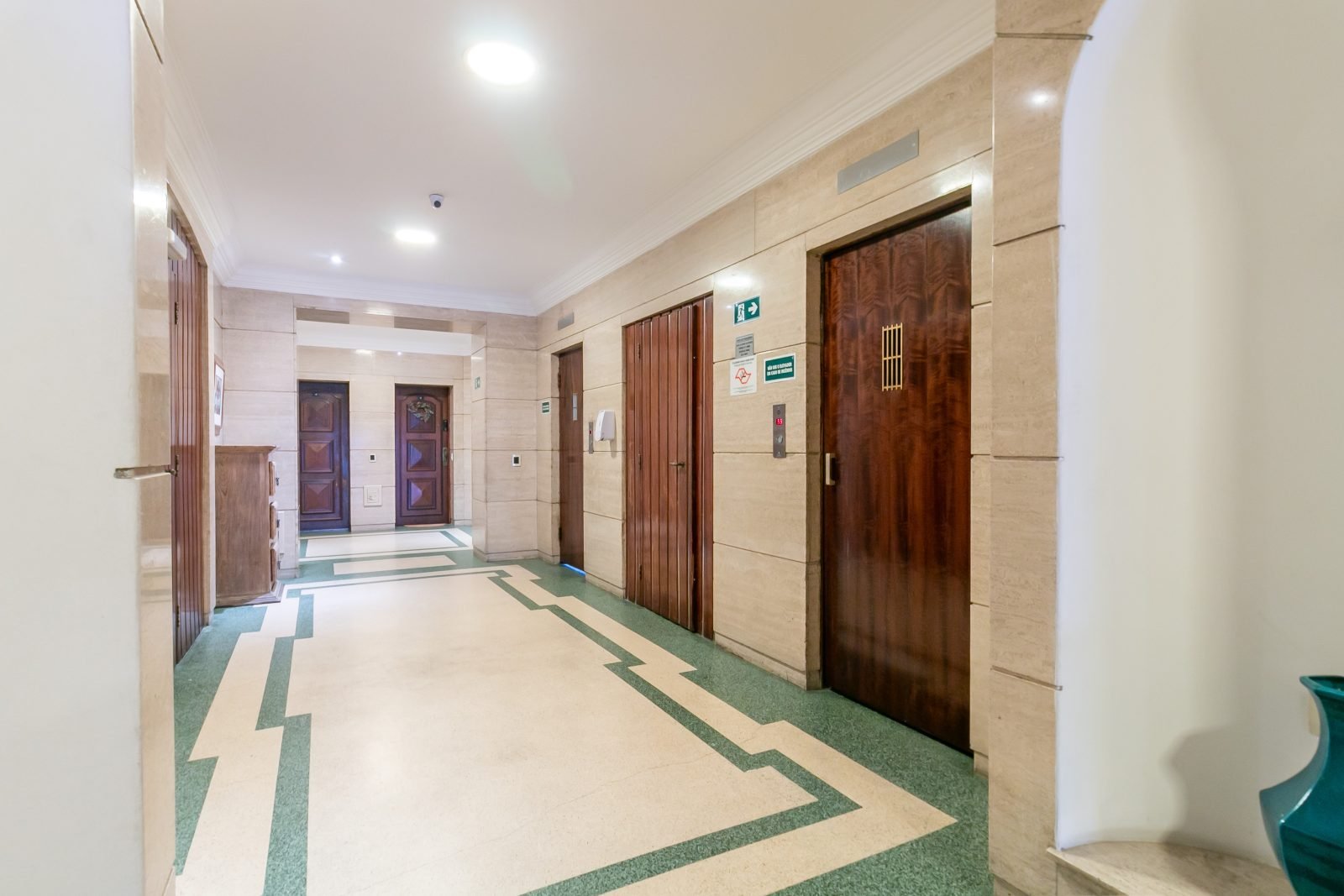 Foto 33 de Apartment for Sale with 209m² and 3 Bedrooms – Jardim Paulista