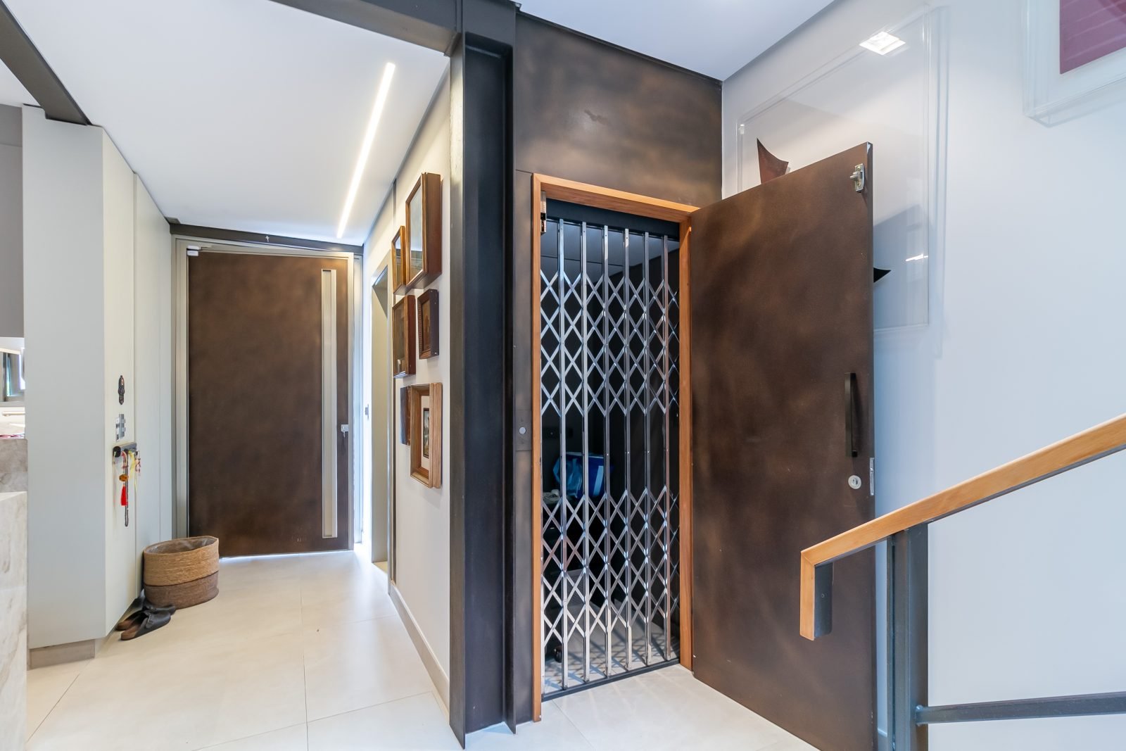 Foto 52 de Casa Nova de Alto Padrão na Vila Mariana | 3 Suítes | 240 m² | Próxima ao Ibirapuera