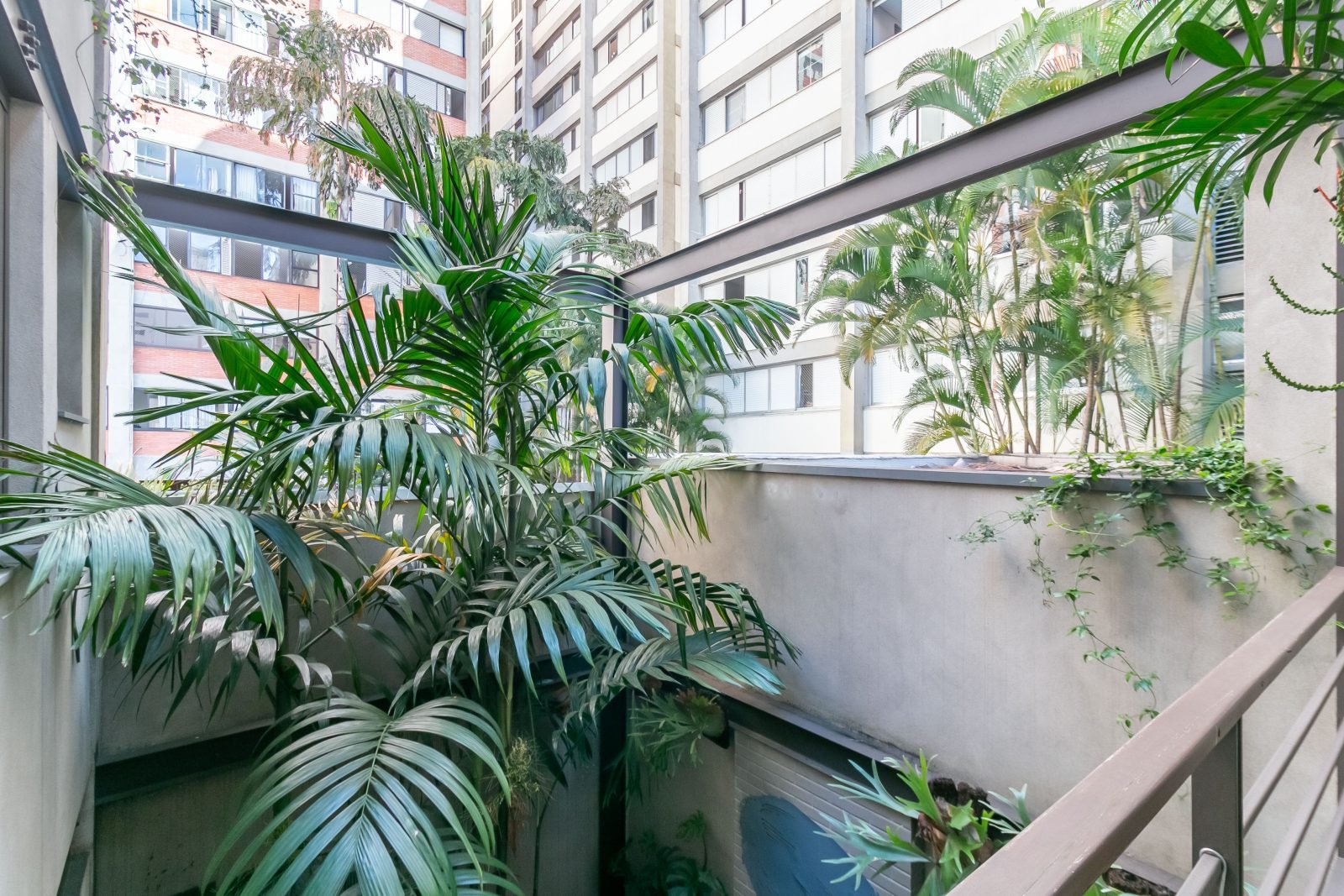 Foto 32 de Casa Nova de Alto Padrão na Vila Mariana | 3 Suítes | 240 m² | Próxima ao Ibirapuera