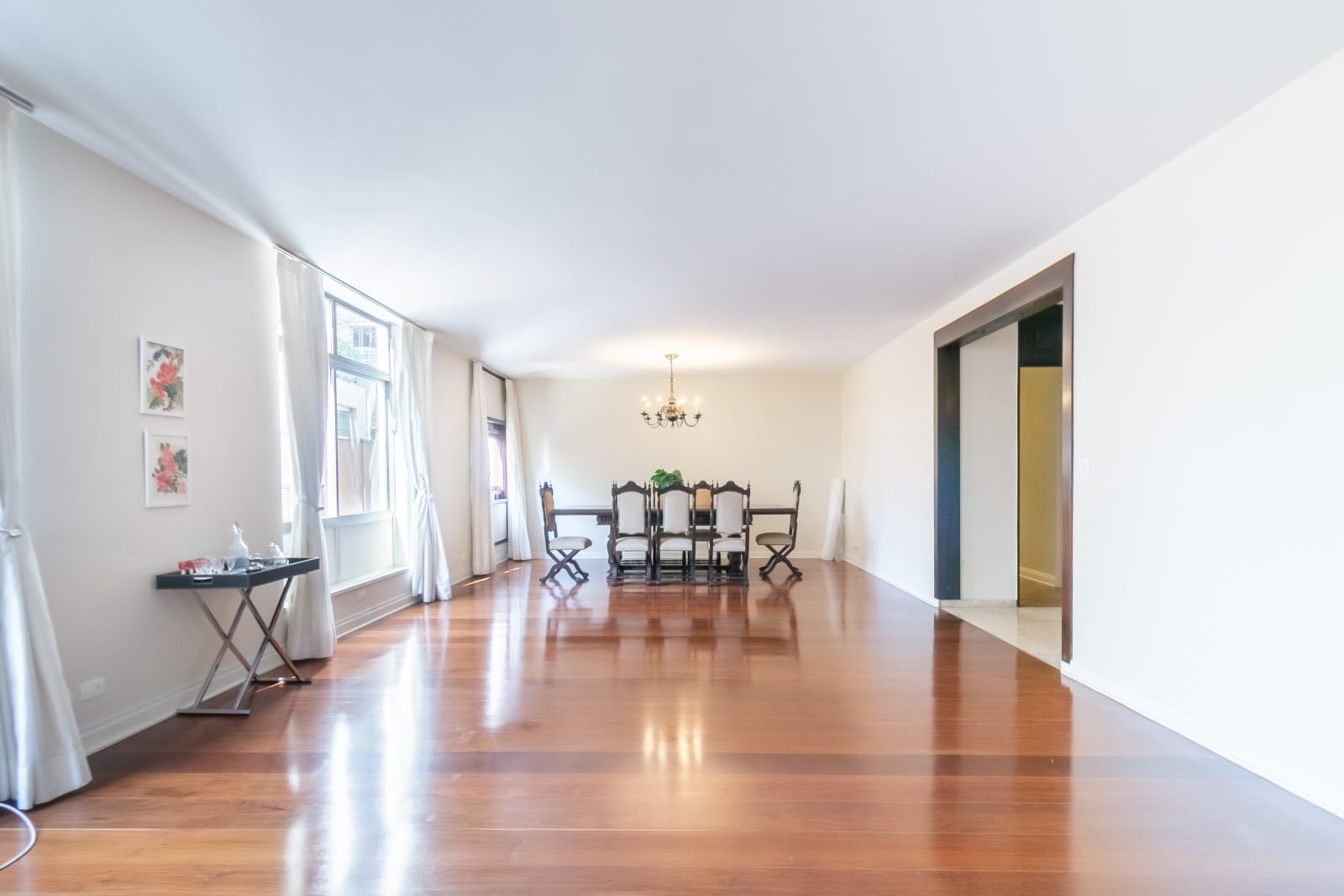 Apartamento 3 Dormitórios (1 Suíte) | 171 m² no Jardim Paulista | Sala Ampla de 50 m²