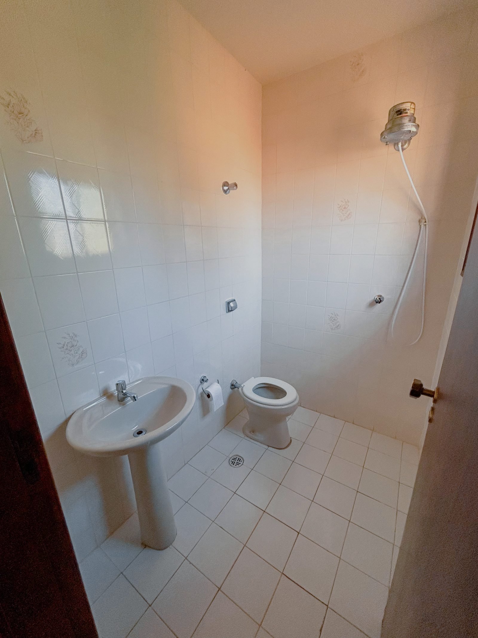 Foto 24 de Casa de Alto Padrão à Venda de Frente para a Represa de Avaré | 2.000 m² de Terreno | 4 Dormitórios