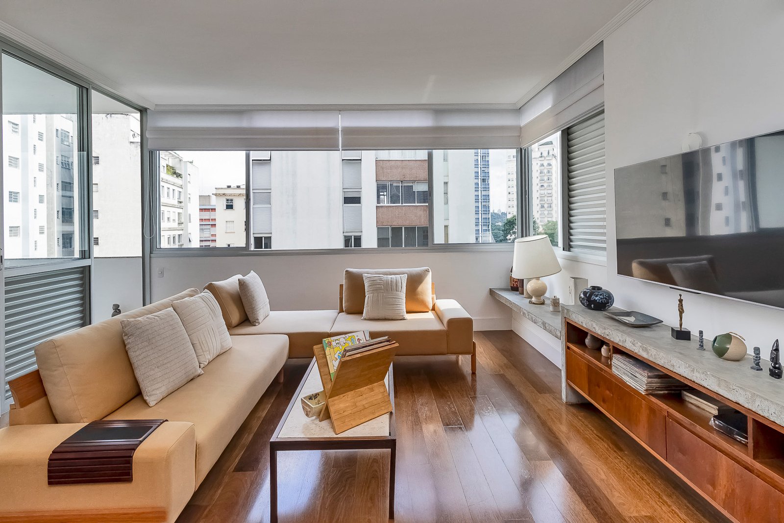 Apartamento Alto Padrão em Higienópolis | 270m² | 2 Suítes