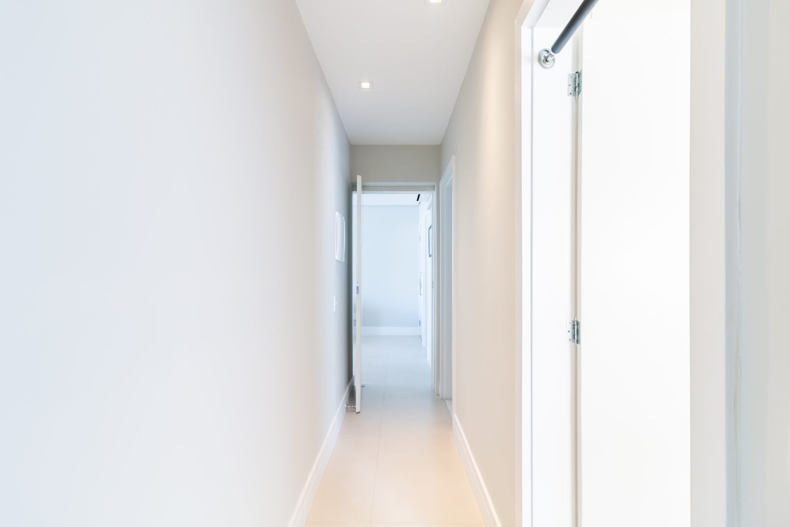 Foto 10 de Apartamento 100 m² Mobiliado no Jardins, 2 Dorms, 1 Suíte, Vista Livre e 1 Vaga