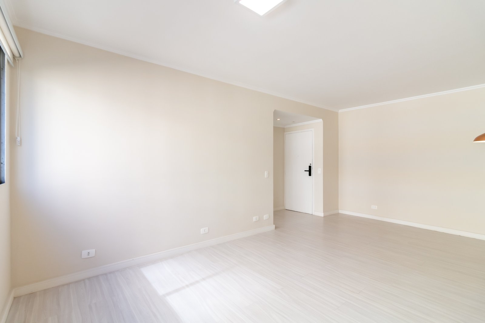 Foto 5 de Apartamento com 80m², 2 dormitórios e vaga livre em Cerqueira César. Próximo ao Metrô Oscar Freire