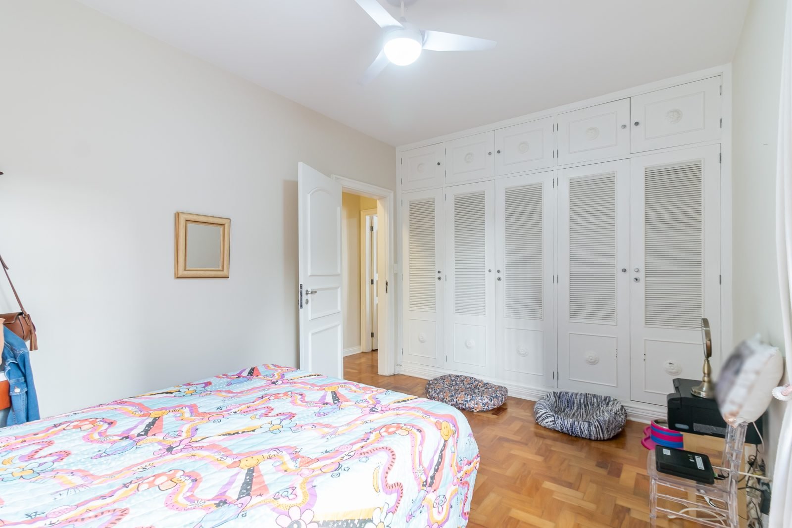 Foto 21 de Apartamento 3 Dormitórios (1 Suíte) | 171 m² no Jardim Paulista | Sala Ampla de 50 m²