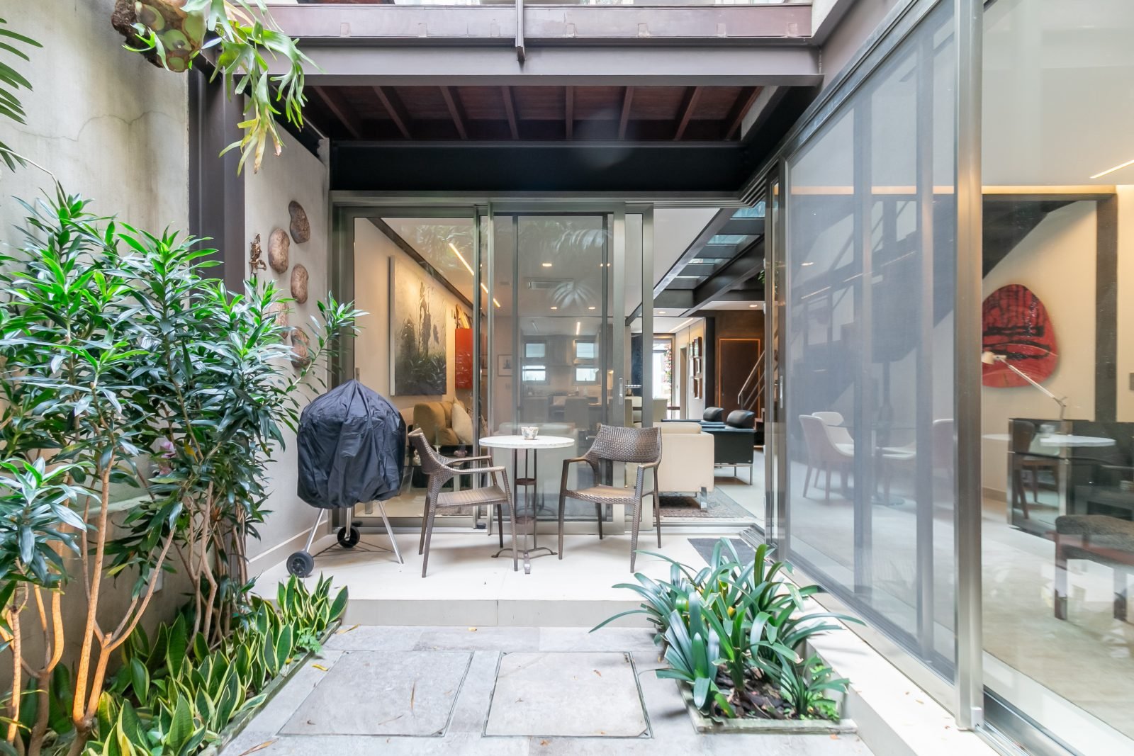 Foto 68 de Casa Nova de Alto Padrão na Vila Mariana | 3 Suítes | 240 m² | Próxima ao Ibirapuera