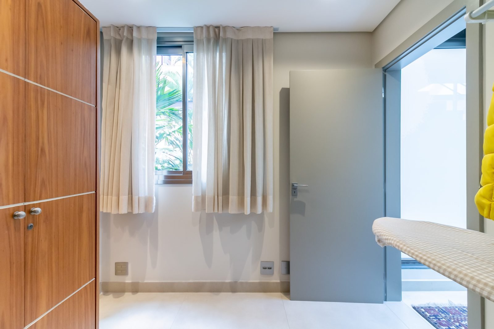 Foto 41 de Casa Nova de Alto Padrão na Vila Mariana | 3 Suítes | 240 m² | Próxima ao Ibirapuera