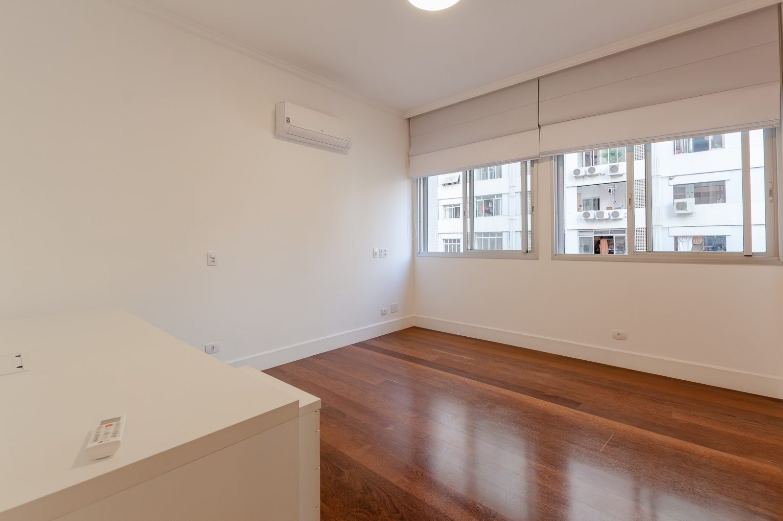Foto 26 de Apartamento Exclusivo em Higienópolis, 270 m², 3 Dorm, 2 Suítes, Ampla Varanda e 1 por Andar