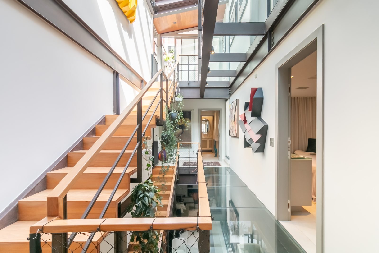 Foto 17 de Casa Nova de Alto Padrão na Vila Mariana | 3 Suítes | 240 m² | Próxima ao Ibirapuera