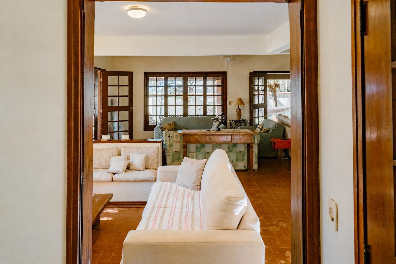 Foto 16 de Casa de Alto Padrão à Venda de Frente para a Represa de Avaré | 2.000 m² de Terreno | 4 Dormitórios