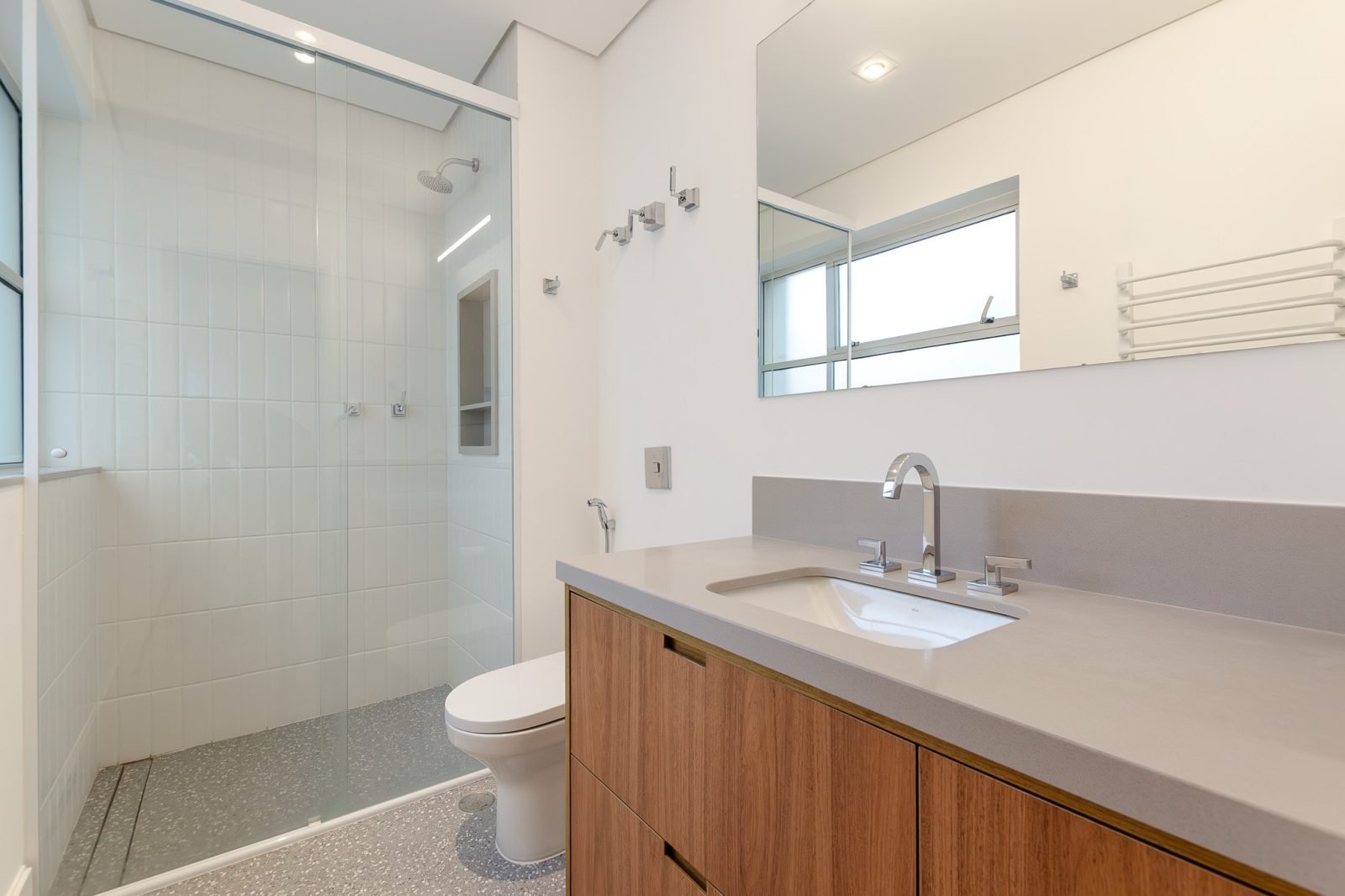 Foto 28 de Apartamento Exclusivo em Higienópolis, 270 m², 3 Dorm, 2 Suítes, Ampla Varanda e 1 por Andar