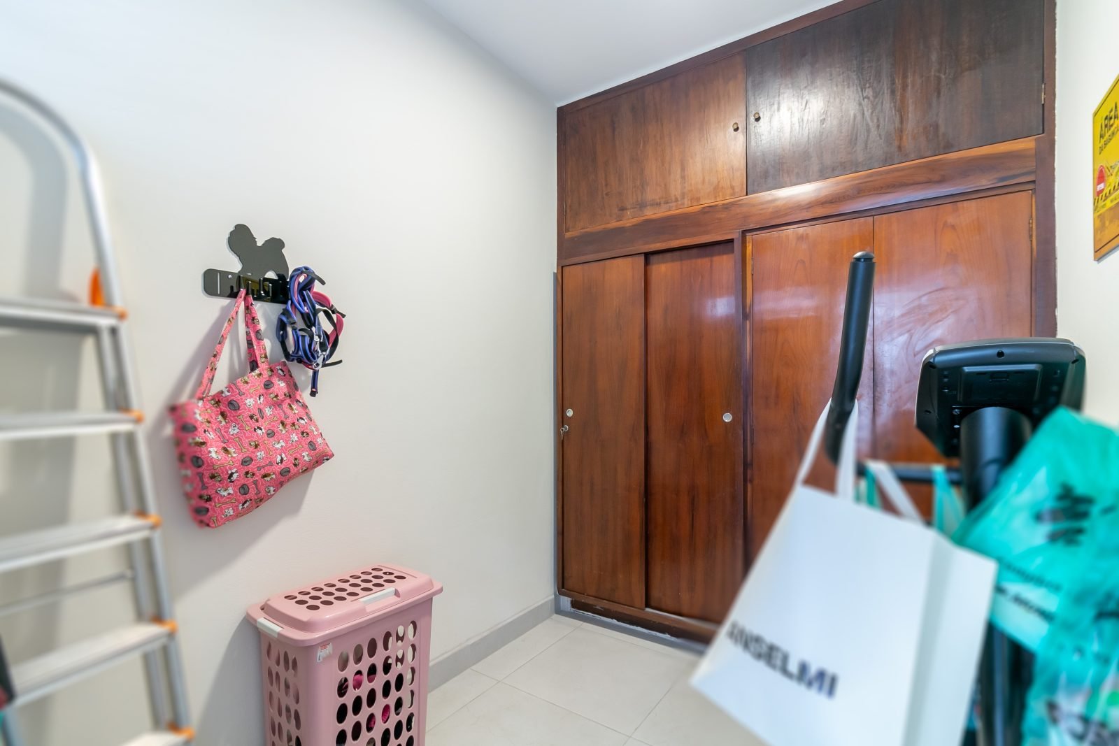Foto 34 de Apartamento 3 Dormitórios (1 Suíte) | 171 m² no Jardim Paulista | Sala Ampla de 50 m²