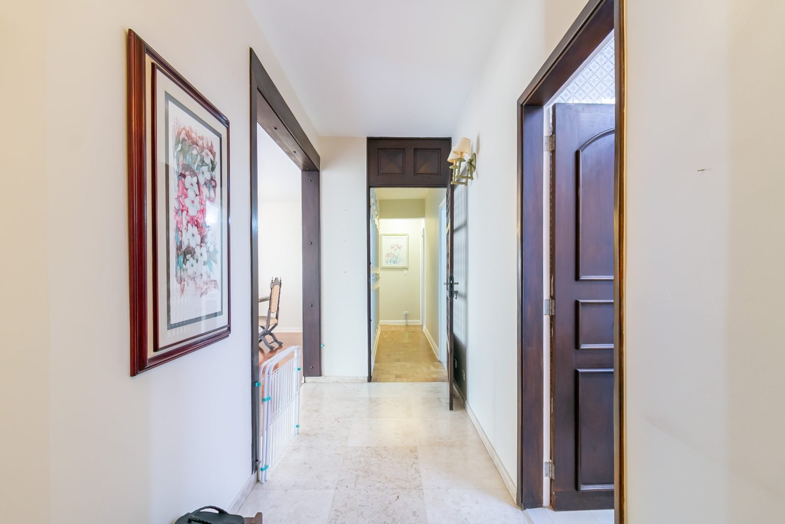Foto 8 de Apartamento 3 Dormitórios (1 Suíte) | 171 m² no Jardim Paulista | Sala Ampla de 50 m²