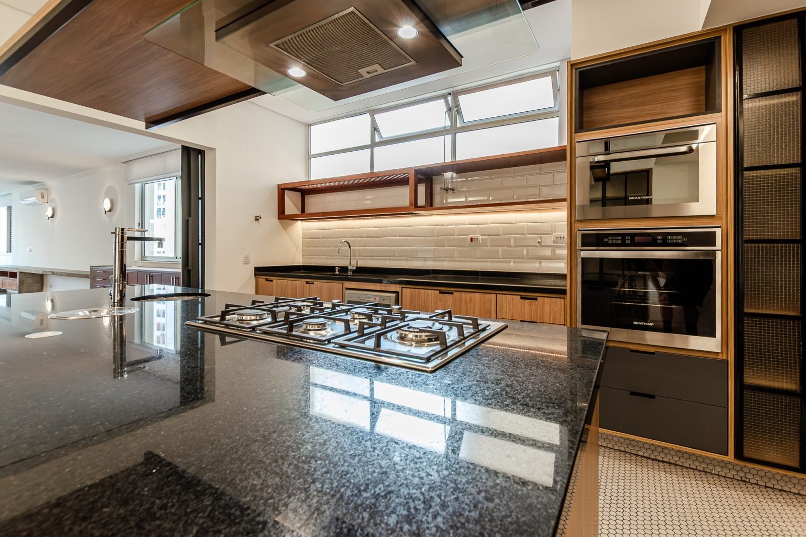 Foto 15 de Apartamento Exclusivo em Higienópolis, 270 m², 3 Dorm, 2 Suítes, Ampla Varanda e 1 por Andar