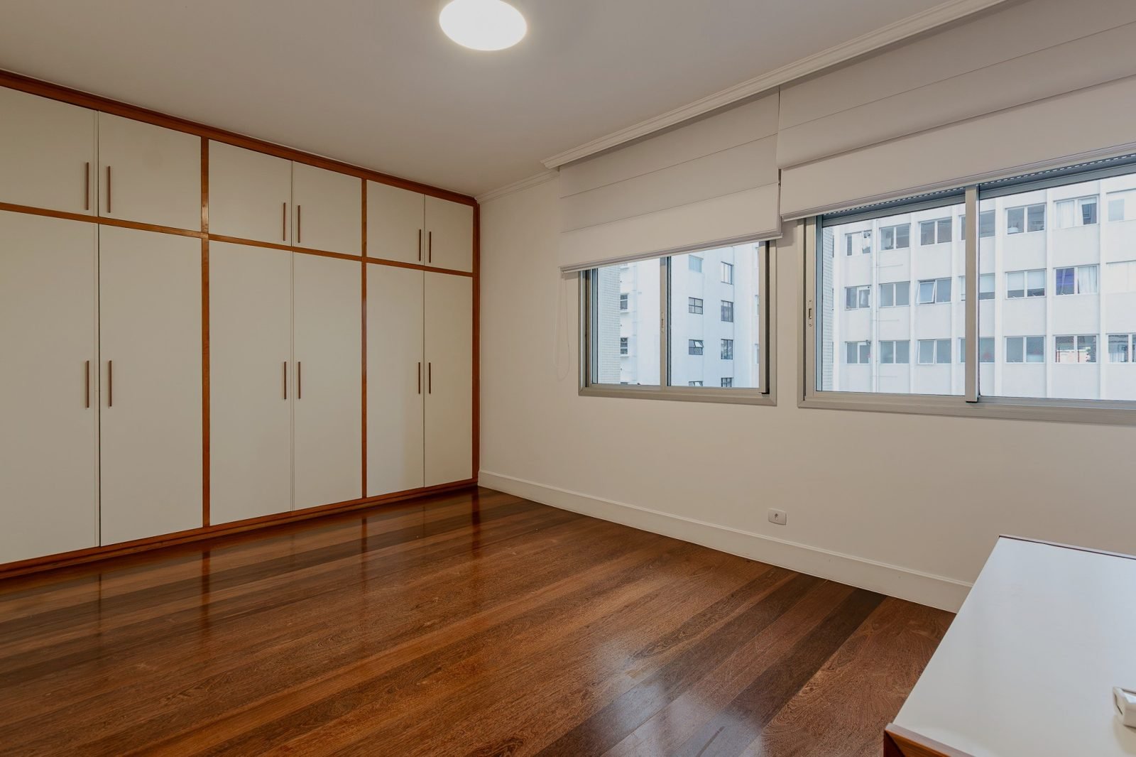 Foto 30 de Apartamento Exclusivo em Higienópolis, 270 m², 3 Dorm, 2 Suítes, Ampla Varanda e 1 por Andar