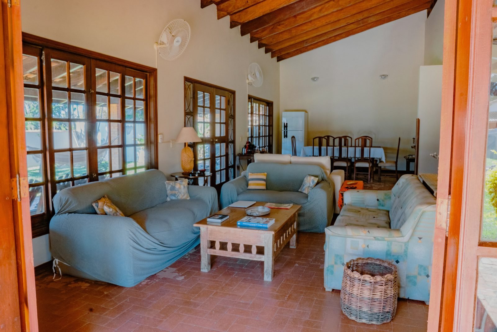 Foto 11 de Casa de Alto Padrão à Venda de Frente para a Represa de Avaré | 2.000 m² de Terreno | 4 Dormitórios