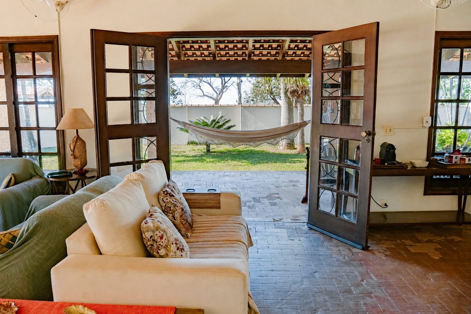 Foto 14 de Casa de Alto Padrão à Venda de Frente para a Represa de Avaré | 2.000 m² de Terreno | 4 Dormitórios