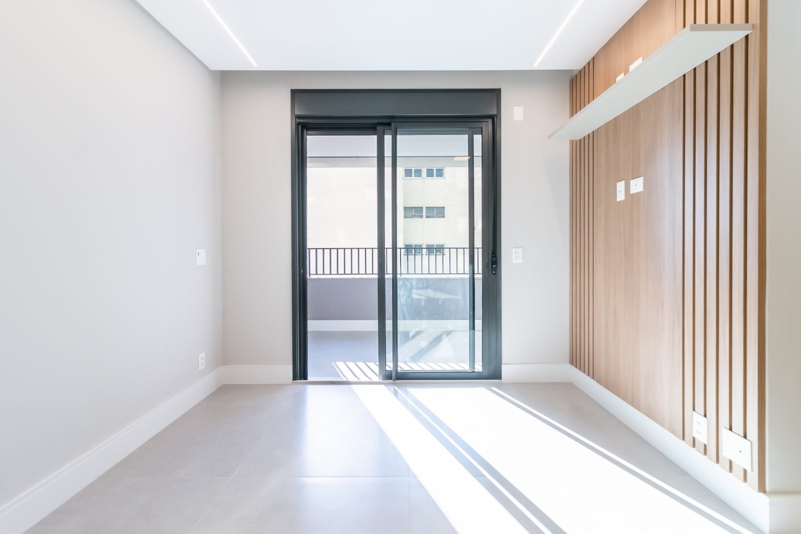 Foto 16 de Apartamento à Venda em Pinheiros | 169 m² | 3 Suítes | Sofisticação e Localização Privilegiada