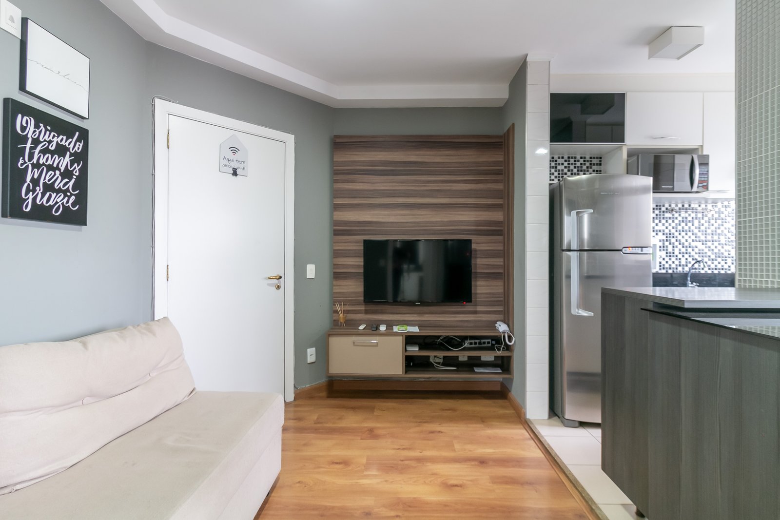 Apartamento moderno de 36m² no Jardim Paulista com lazer completo, ar-condicionado e vaga.