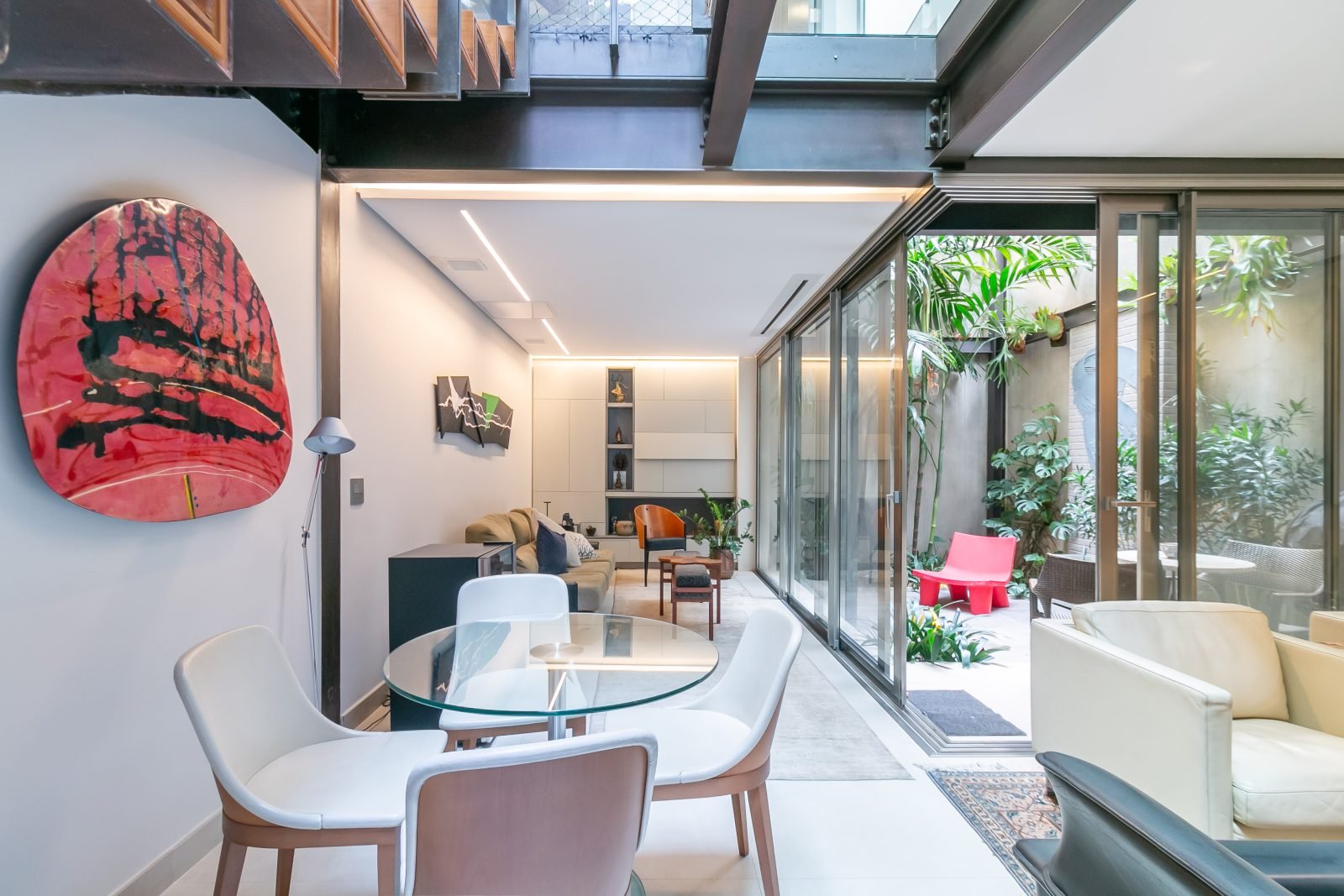Foto 7 de Casa Nova de Alto Padrão na Vila Mariana | 3 Suítes | 240 m² | Próxima ao Ibirapuera